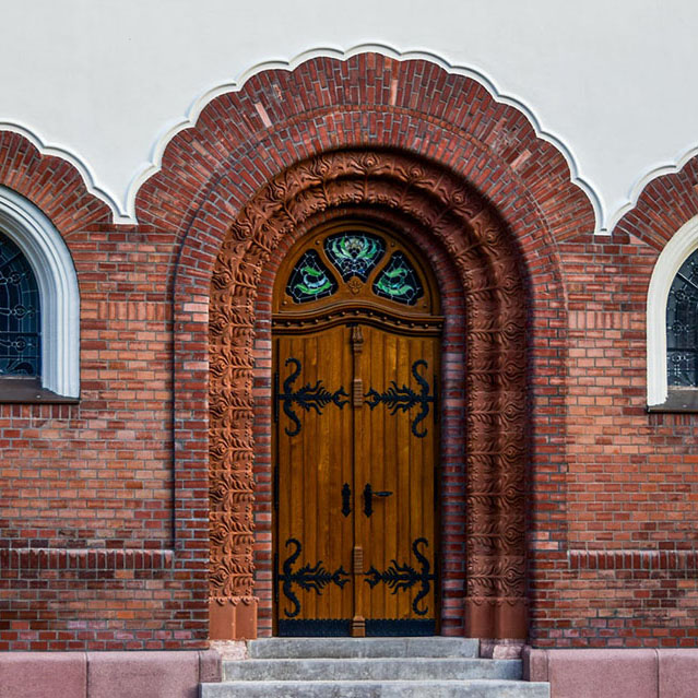 What are the Different Types of Doors?